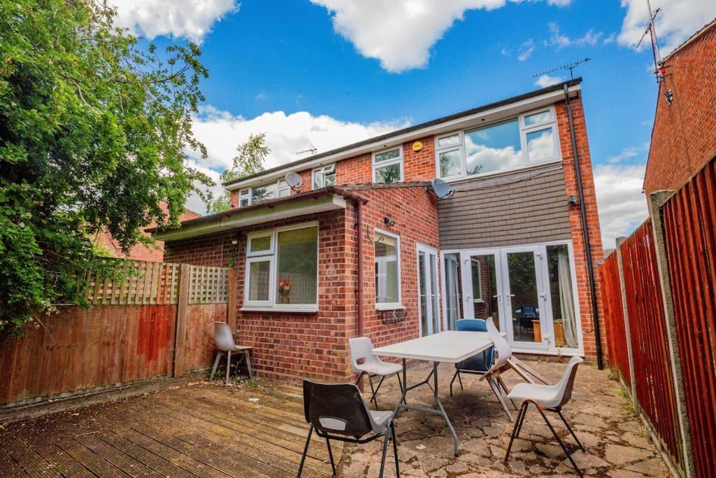 Host & Stay - Manfield Avenue - B&B