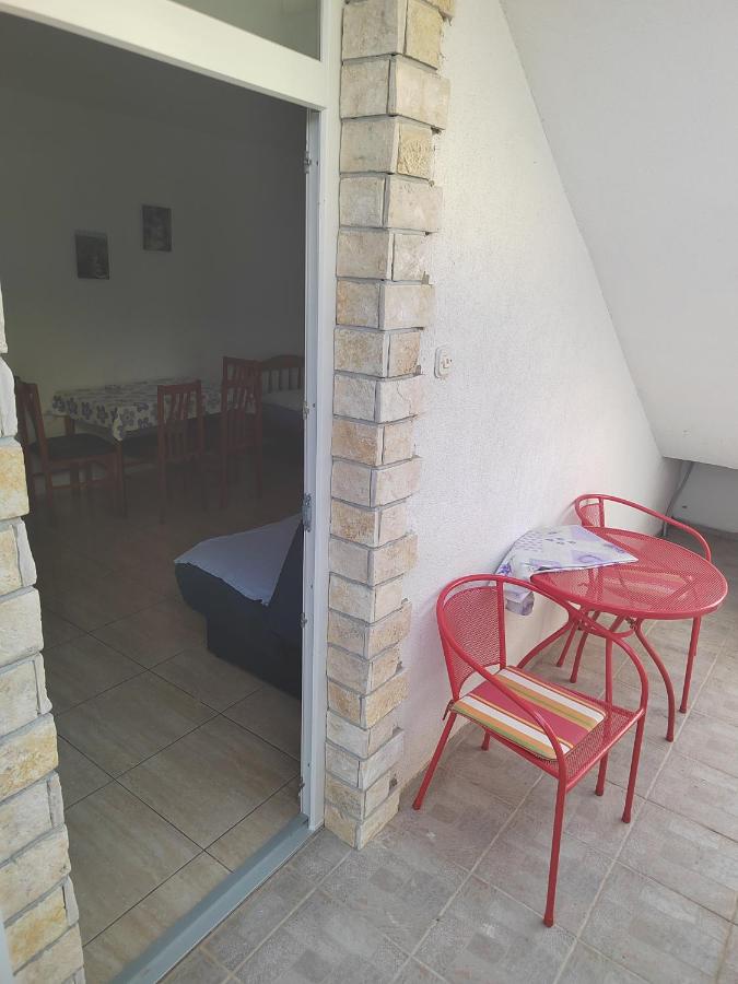 One-Bedroom Apartment (No Balcony)