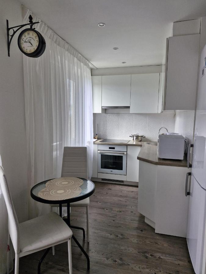 Tallinna mnt 15 Apartament - B&B