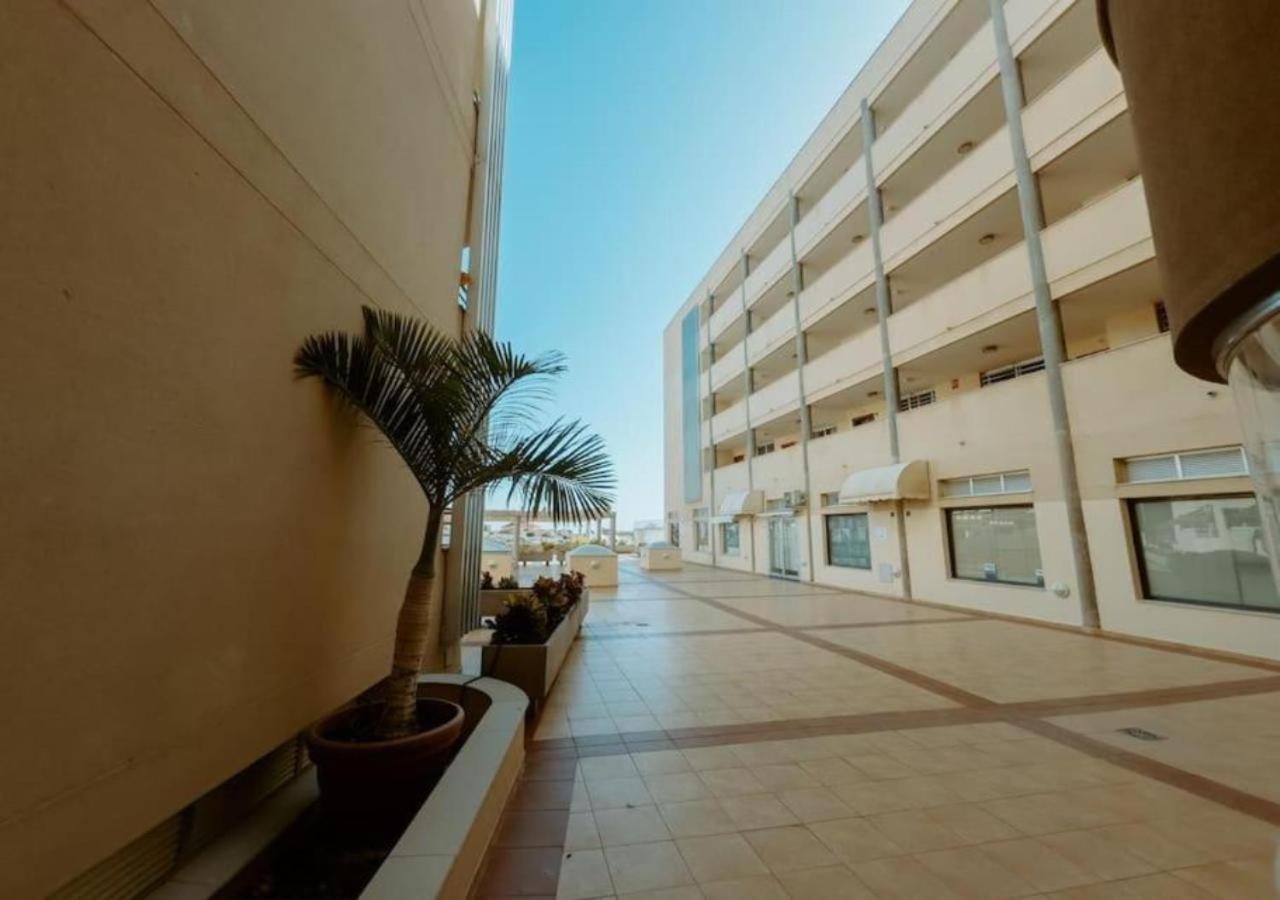 Seaview 2 Bedroom Condo Play Paraiso pool & Wifi in Costa Adeje - Ferienwohnung Adeje