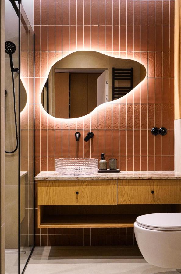 Apartament Cicha z dużym balkonem- miejsce parkingowe w garażu - Bed and Breakfast Krynica-Zdrój