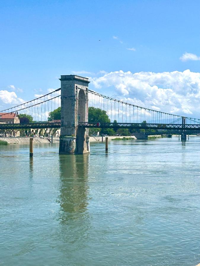 Studio en centre ville avec vue Rhône - B&B