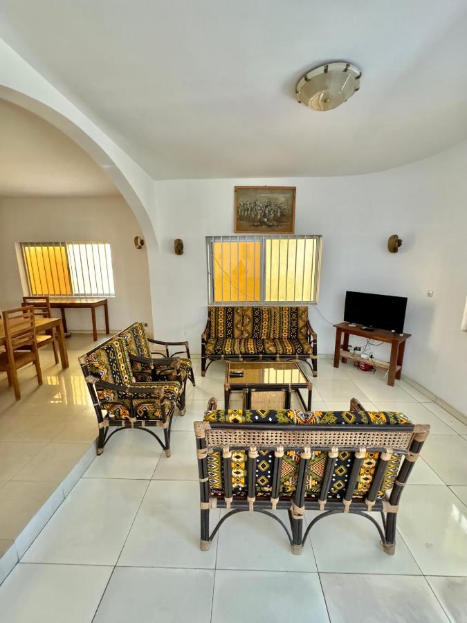 Guesthouse Cocotiers Cotonou - B&B Cotonou