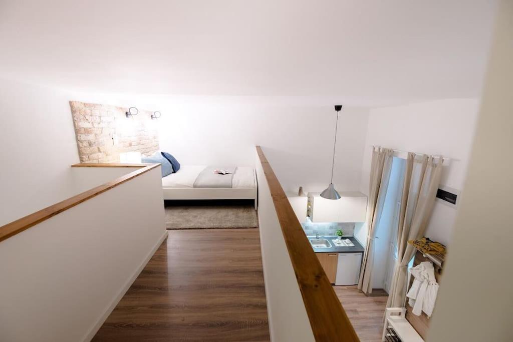 Silver Berry - B&B Budapest