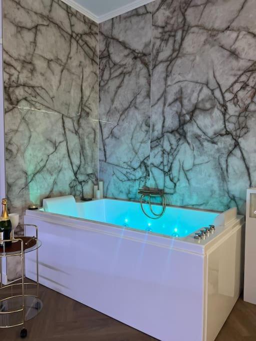 Les chambres d excellence Spa - B&B Sète