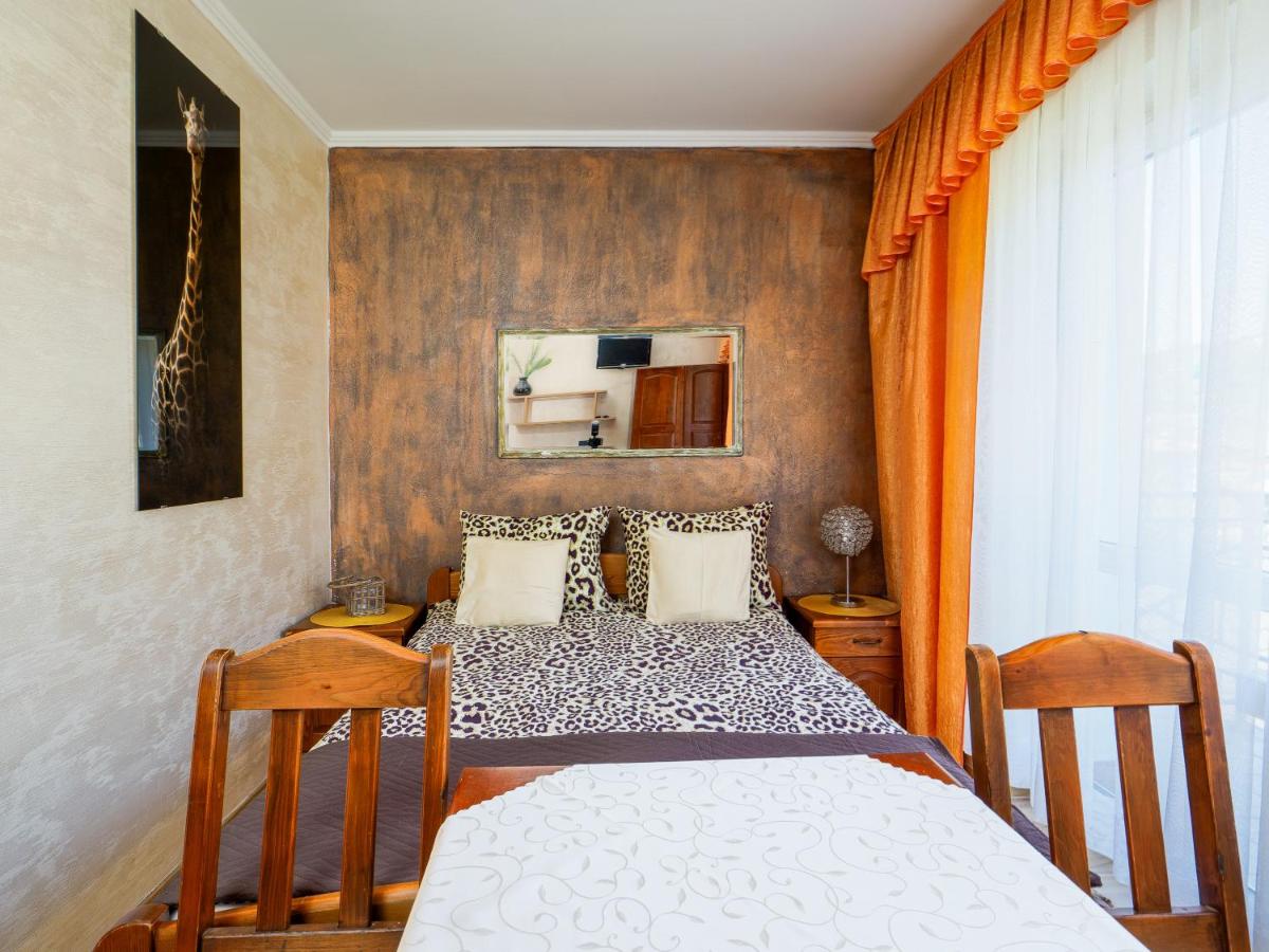 Doppelzimmer mit Balkon