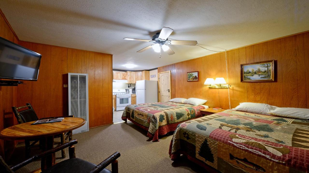 Arrowhead 13 Deluxe - B&B Red River