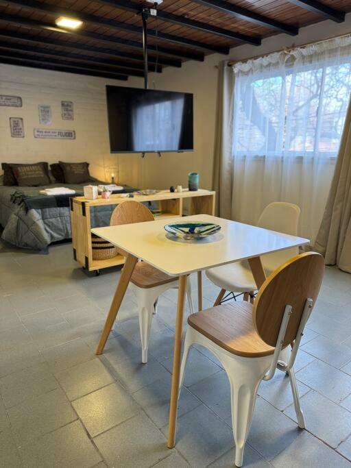 Hermoso Dpto en centro Mendocino - Ferienwohnung