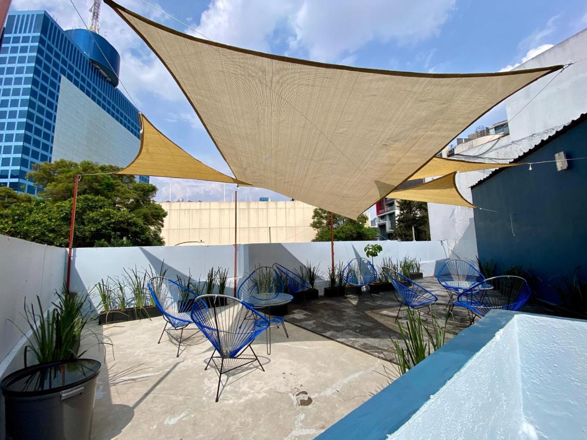 RMS Hostal - WTC - B&B
