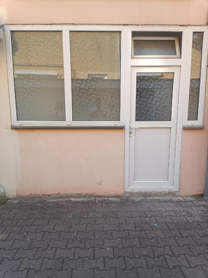 Rose Rest House - Chambres d’hôtes Novi Sad