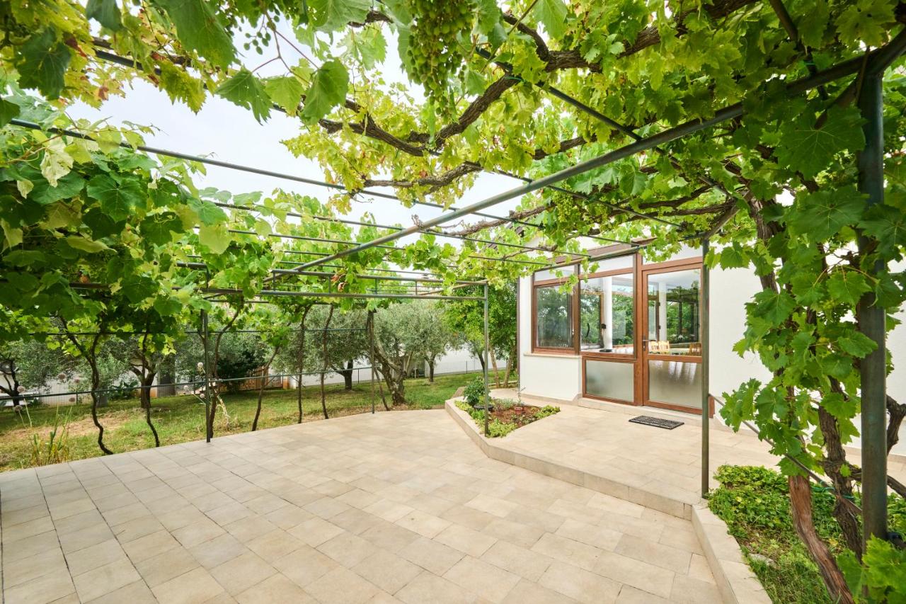 Holday Home Grace - Ferienwohnung