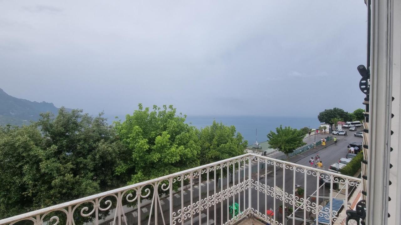 Rebellum - B&B Ravello