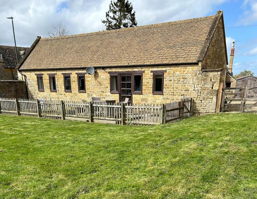 Milliners Barn, 4 People - B&B