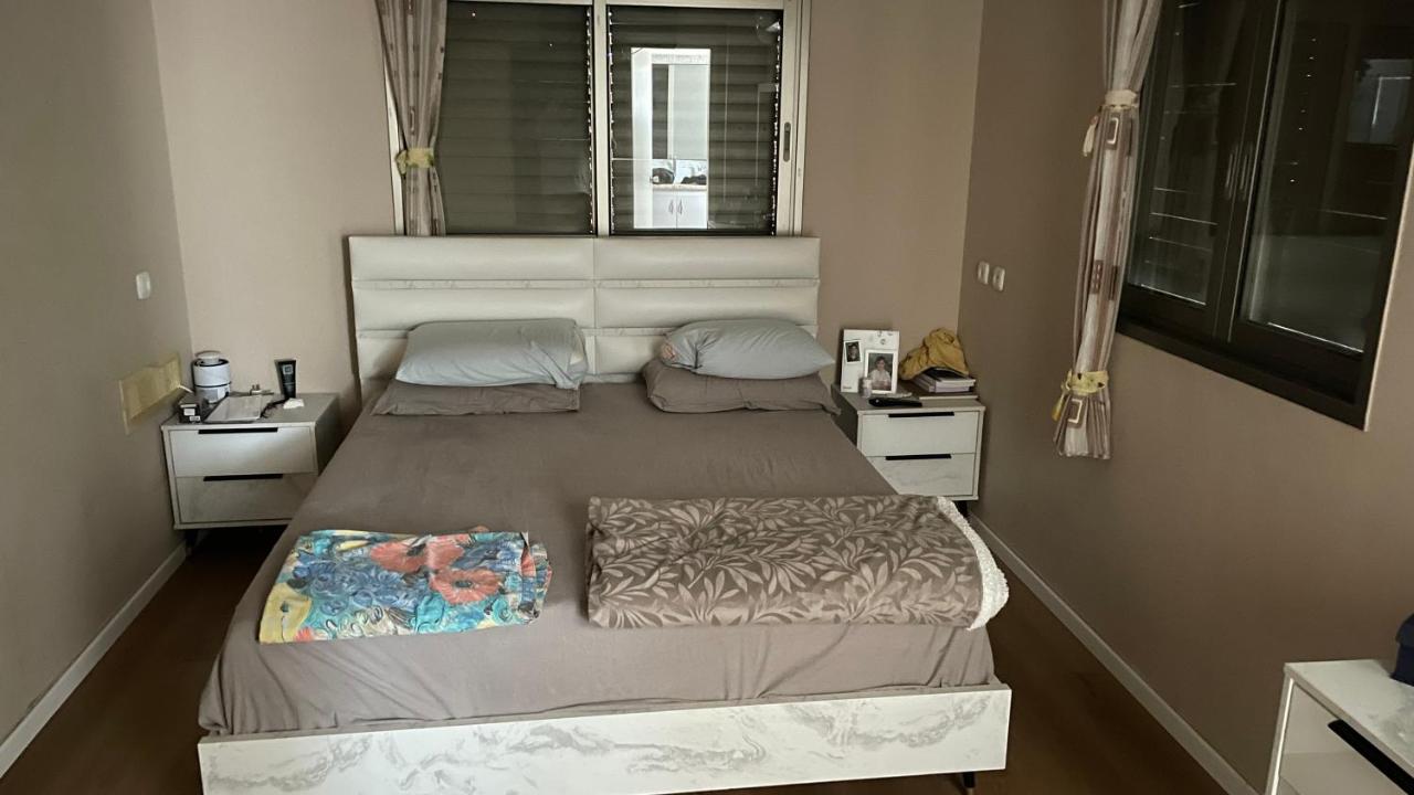 קוט'ג 6 חדרים שלווה תבורית - B&B Kfar Tavor