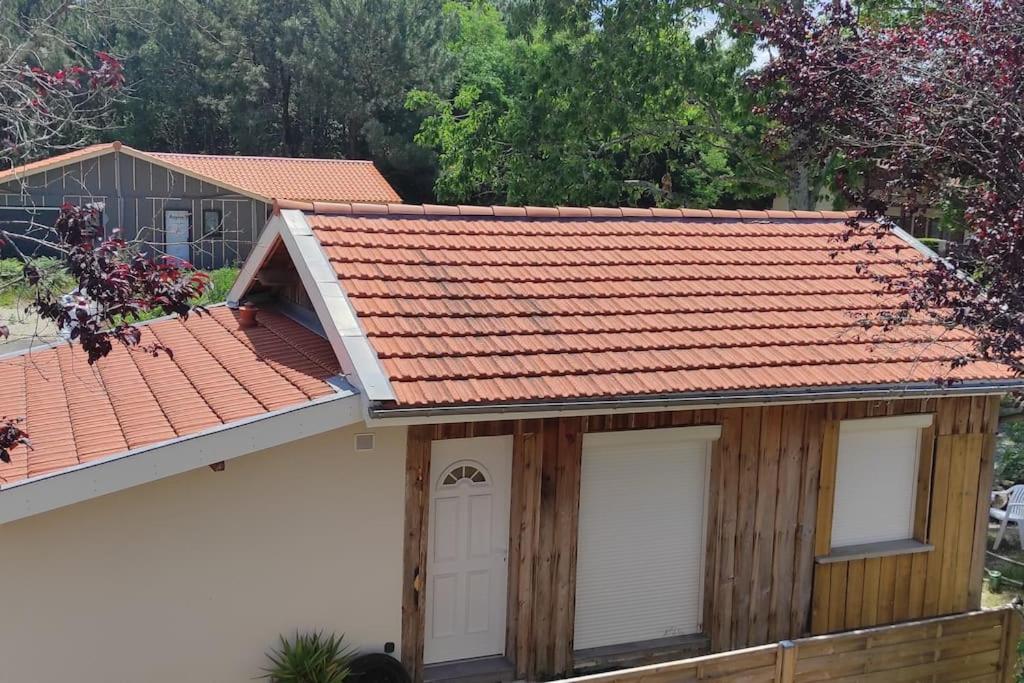 Maison climatisée proche du lac - B&B