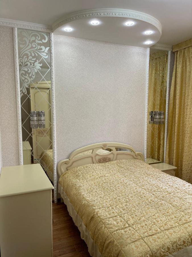 3х комнатная посуточно - B&B Taraz