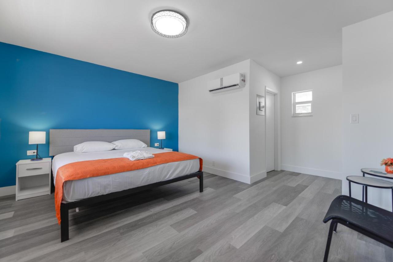 Serene Studio by the Beach with pool - M34 - B&B Hollywood