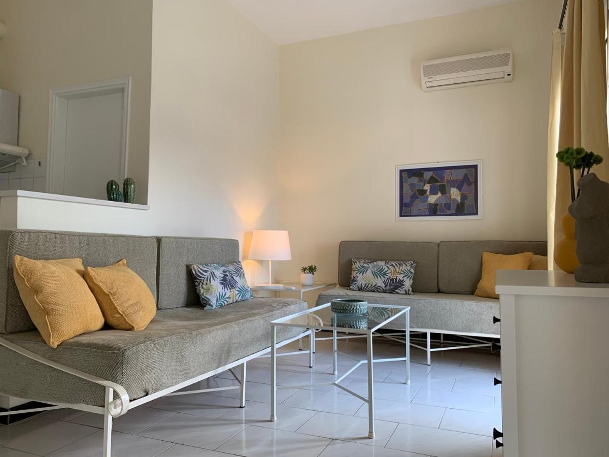 Gkely's apartment 1 - B&B