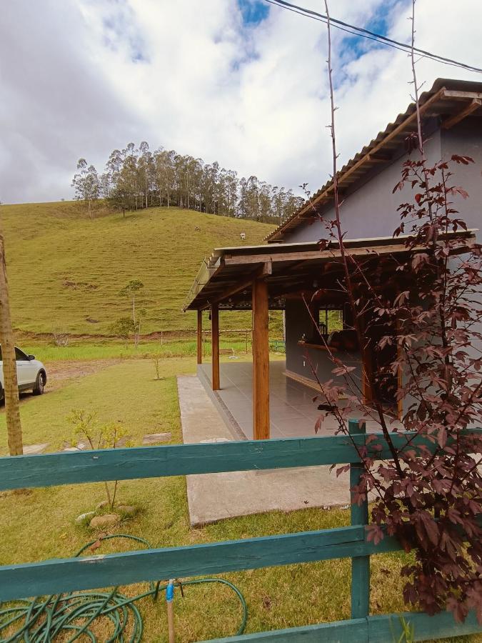 Refúgio do Córrego em Patrimônio da Penha - Bed and Breakfast