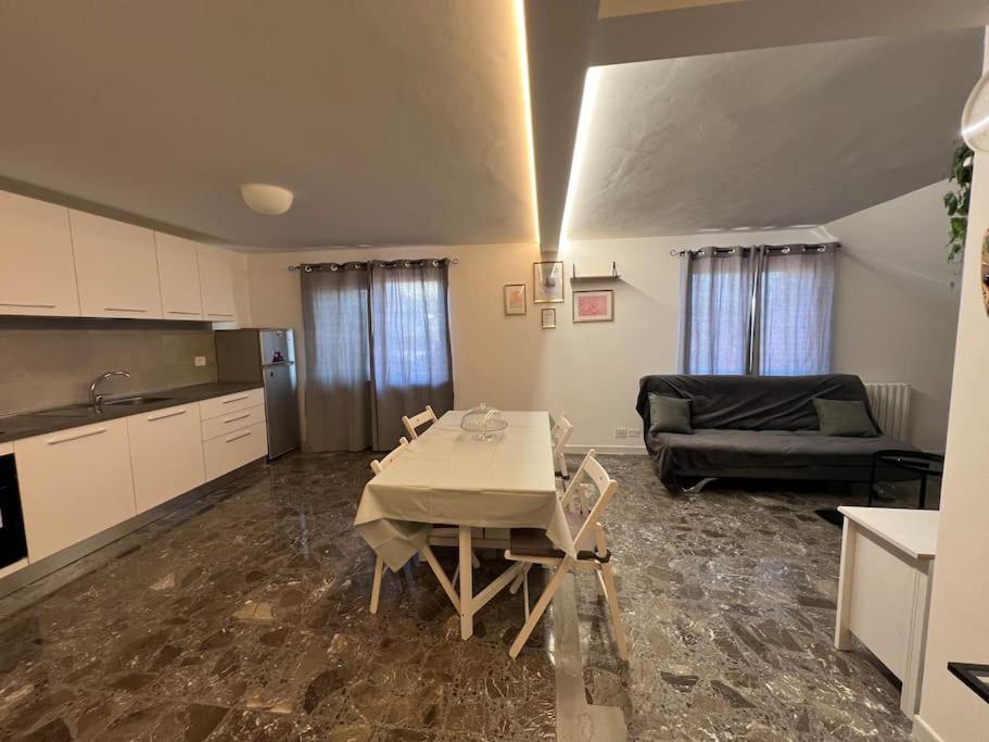 Luminoso appartamento vista mare - Bed and Breakfast San Benedetto del Tronto