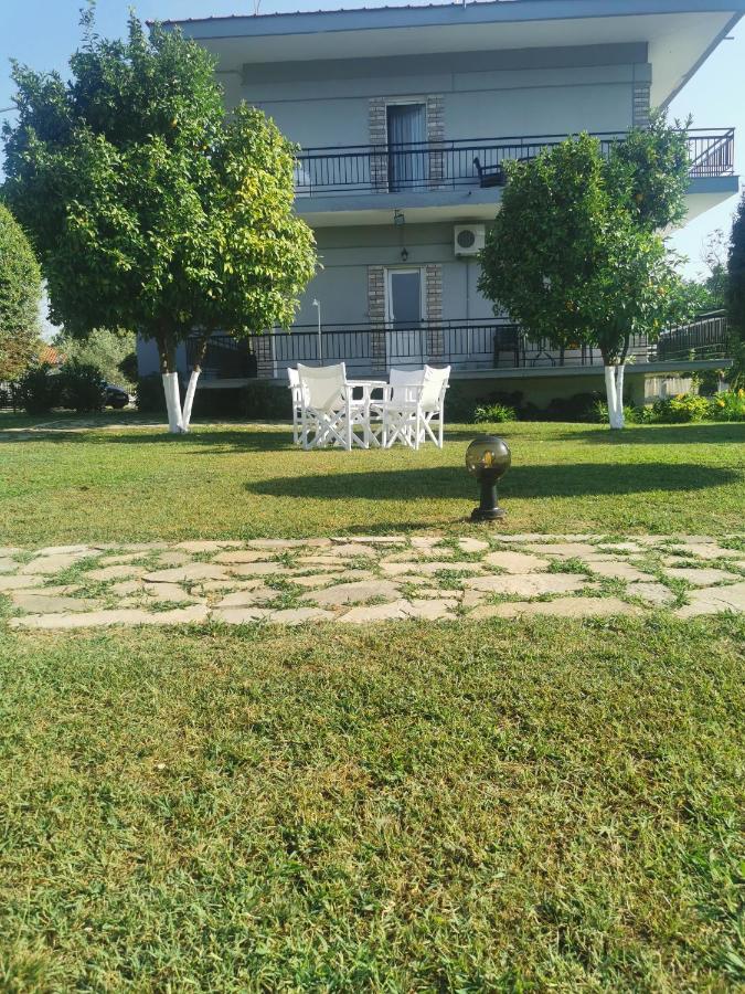 Villa Adamidis - Chambres d’hôtes Skála Skotínas