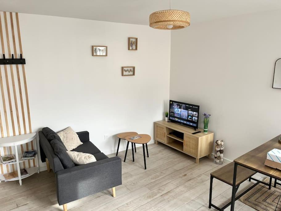 Maison centre ville Ardres - Bed and Breakfast