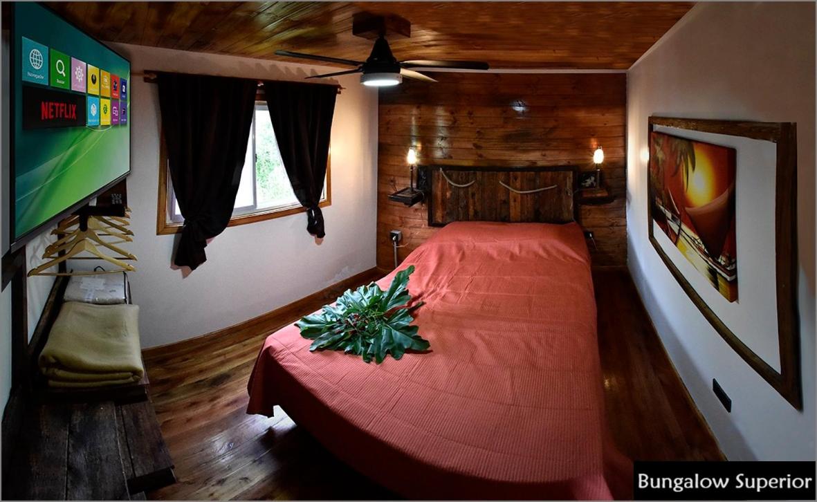 Deluxe Bungalow
