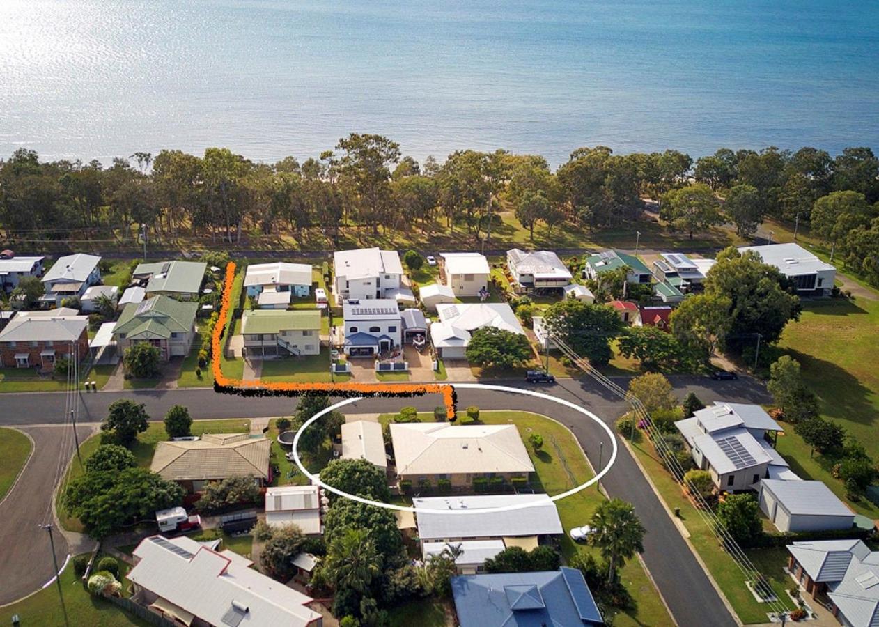 Sandy Paws - Burrum Heads- Walk to Beach -3BR- Aircon-Pool table - B&B