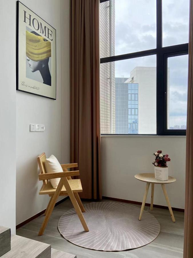 Zhongshan Perth Hotel Apartment - Shiqi Wanxianghui Branch - Bed and Breakfast