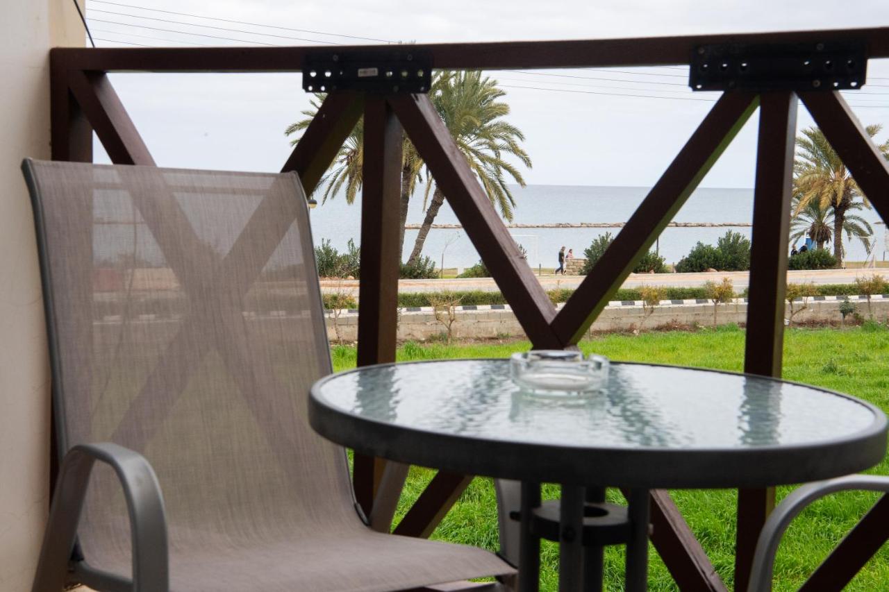 PATH Latchi Beachfront Apartments - Ferienwohnung Latsi