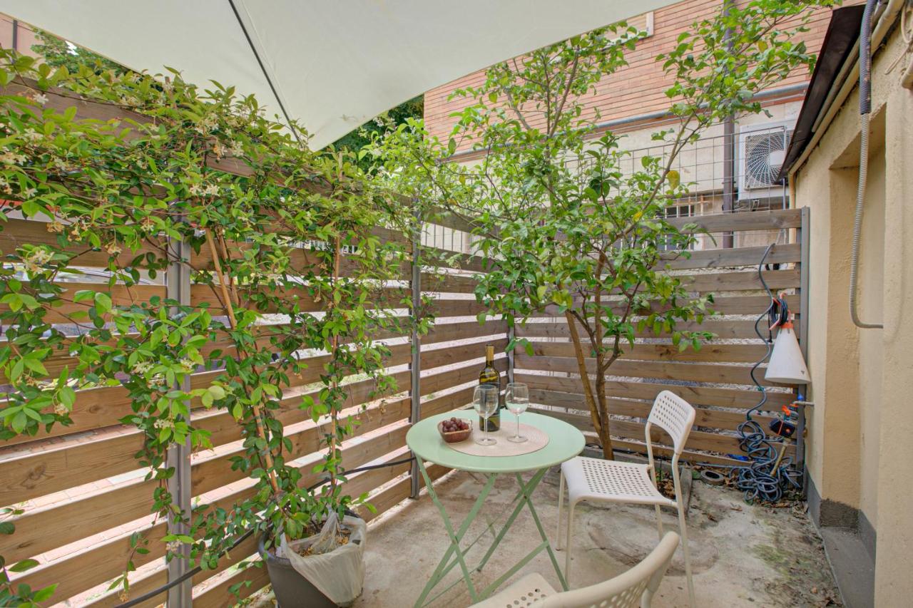 Beach & Relax With Terrace - Happy Rentals - B&B