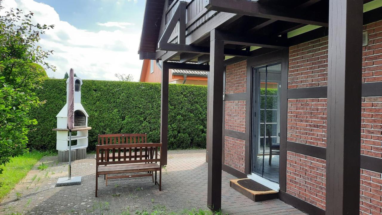 Ferienhaus Wilhelmine Usedom Ferienwohnungen mit Garten & Grill - B&B Mölschow