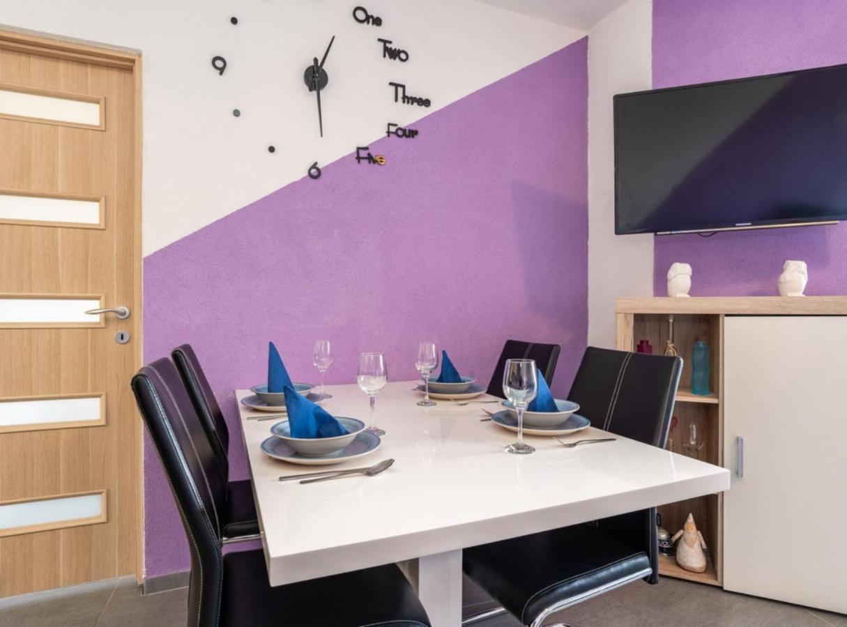 Two bedroom apartment with Sea view