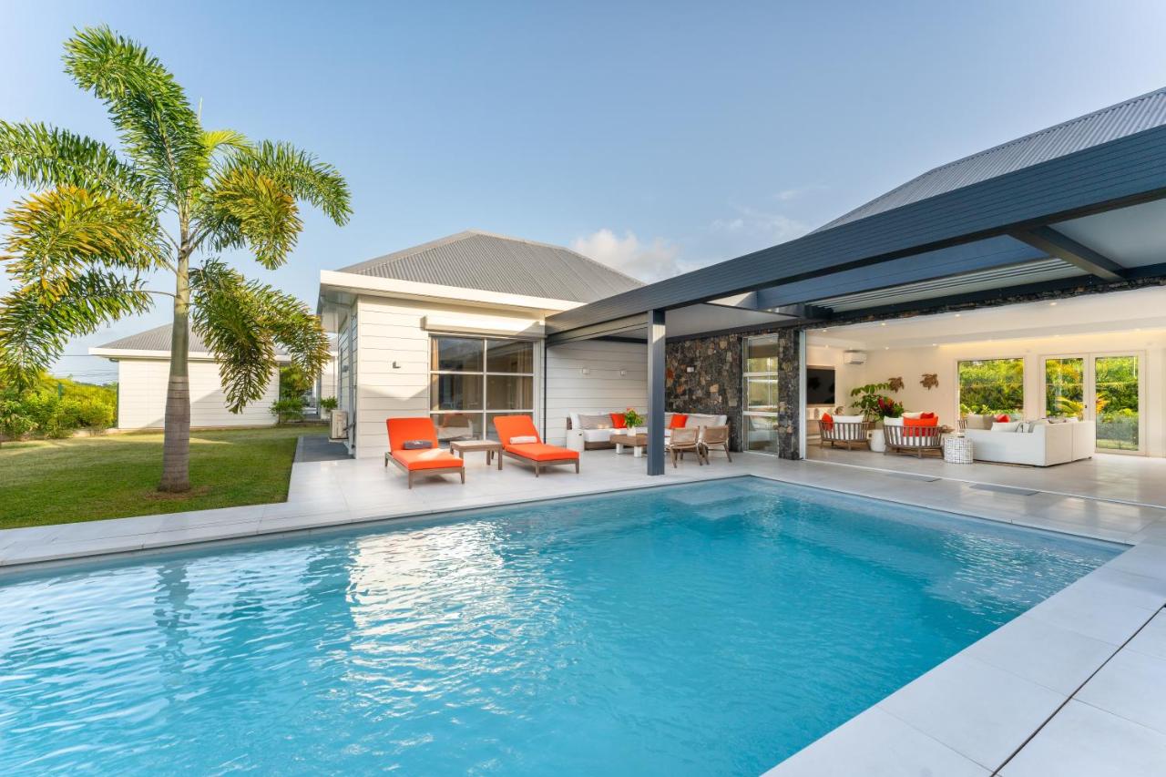 Hill Rock villas - Rouge Corail - B&B Petit-Bourg