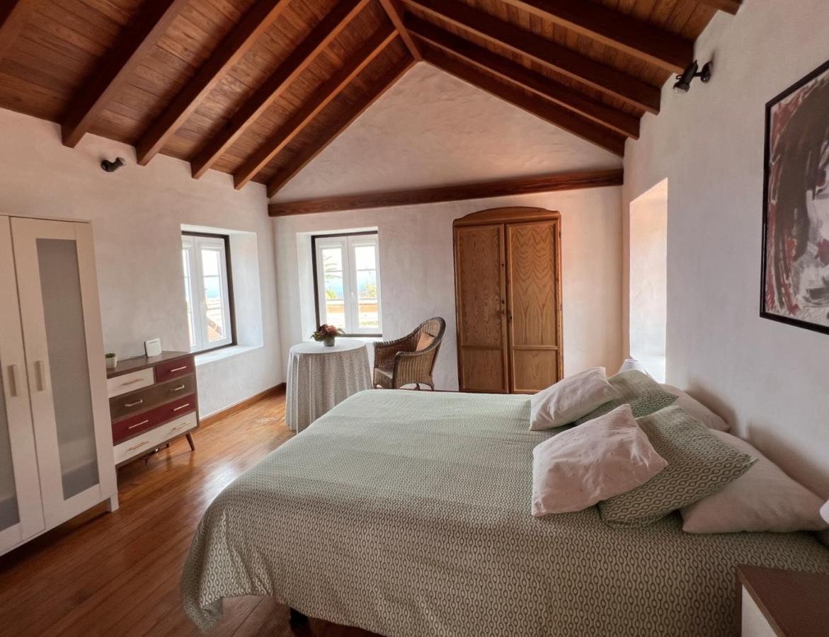 Casa Rural Las Guindas - Cozy Rural House, Hierro - B&B Erese