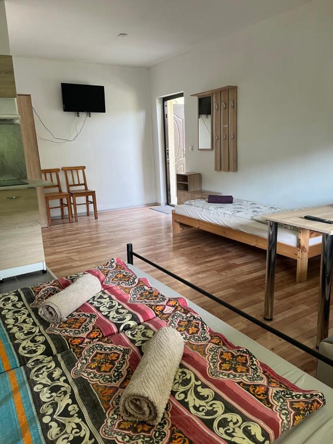 Chambre Triple avec Salle de Bains Privative
