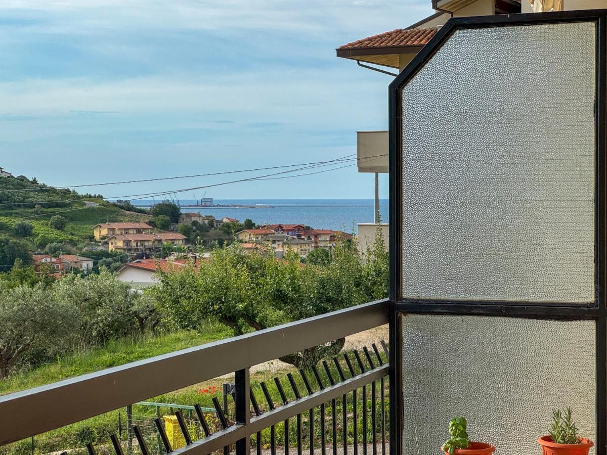 Mare, Monti e Limoni - B&B