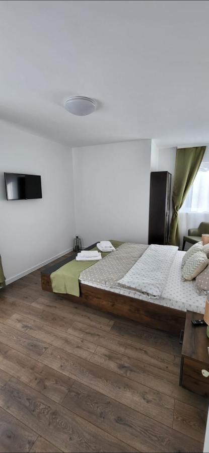 Deluxe Doppel-/Zweibettzimmer