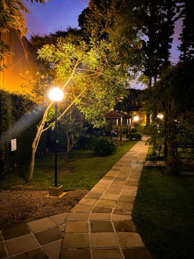 Apartamento Luxuoso no Cond Vista do Quilombo a 50 metros do Hard Rock Café - B&B Gramado