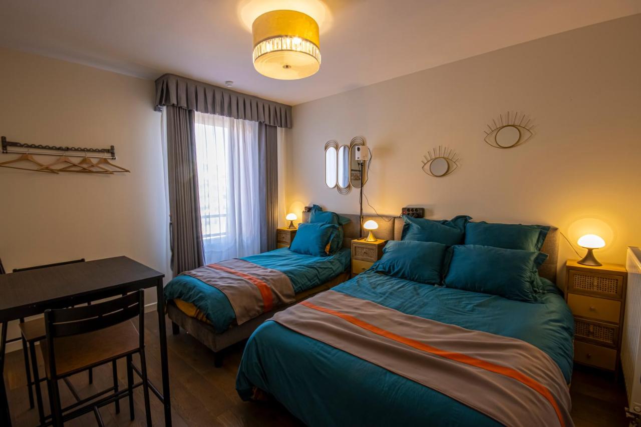 Dreibettzimmer mit Gemeinschaftsbad