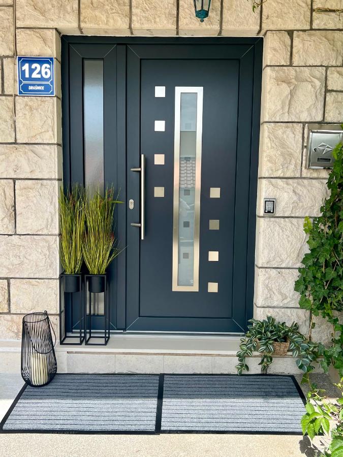 Villa Urlic - B&B Drašnice