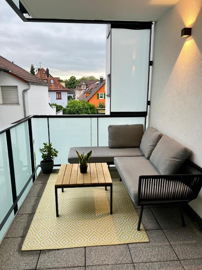 Stilvolles, modernes Apartment mit Sonnen-Balkon - B&B