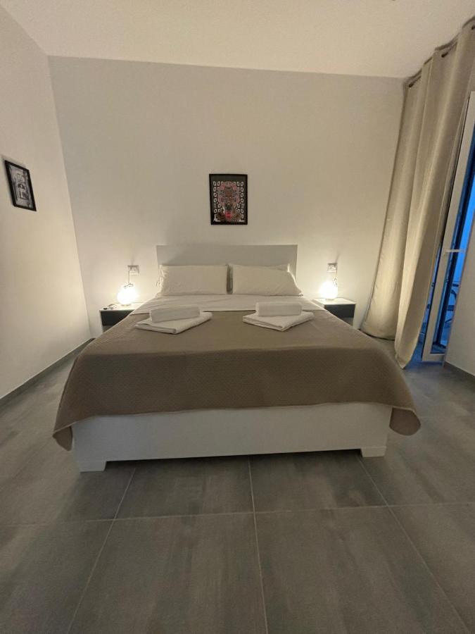 Eroi del Mare - B&B Bari