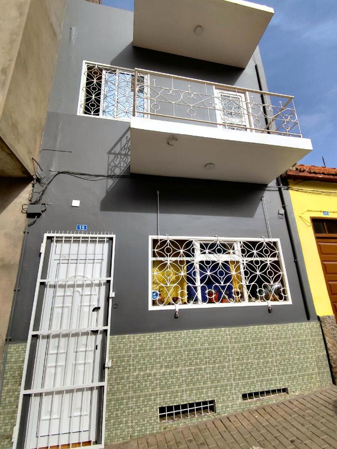 Huizenmarkt Caboverde - B&B Mindelo