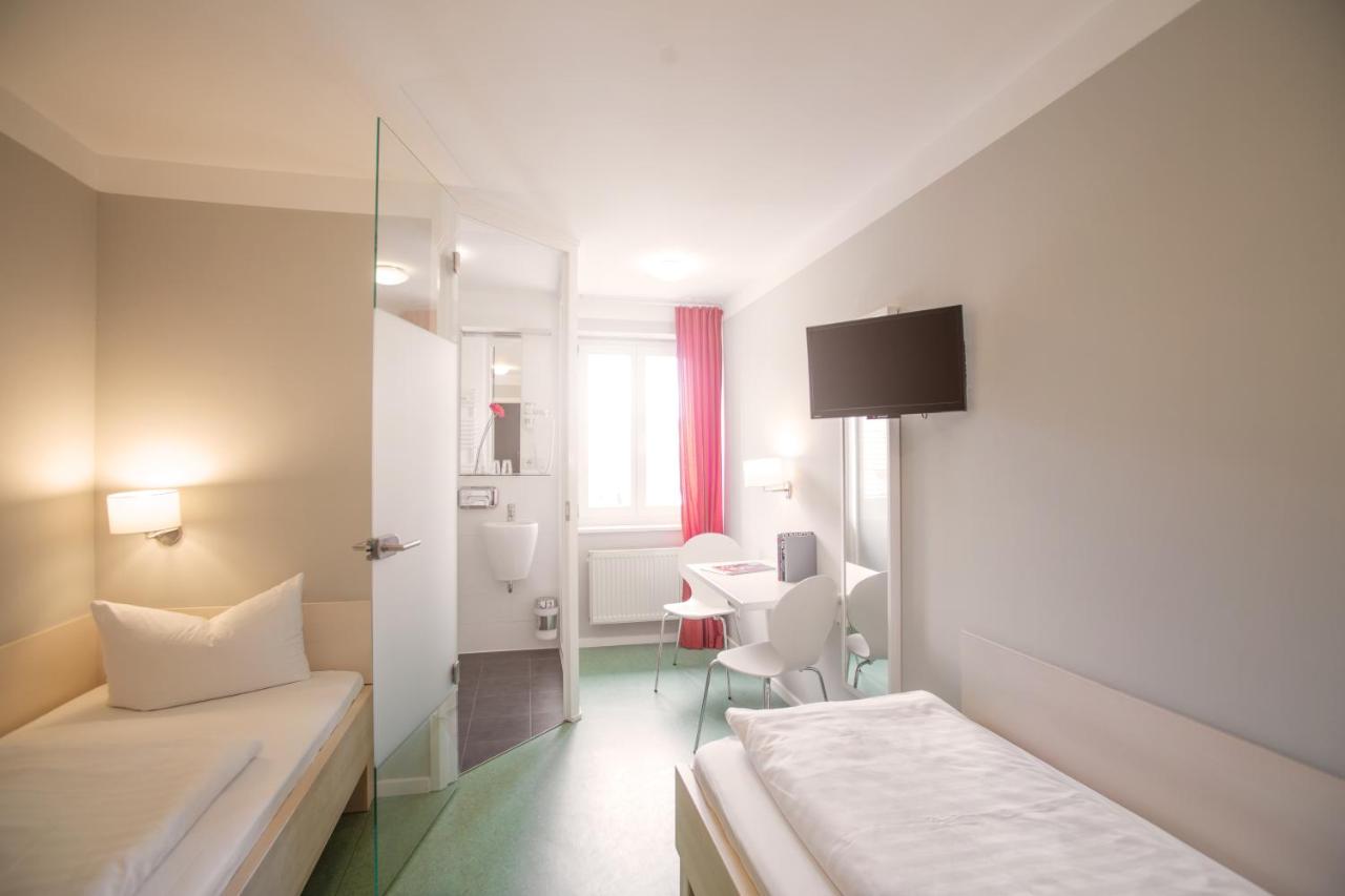 Zweibettzimmer