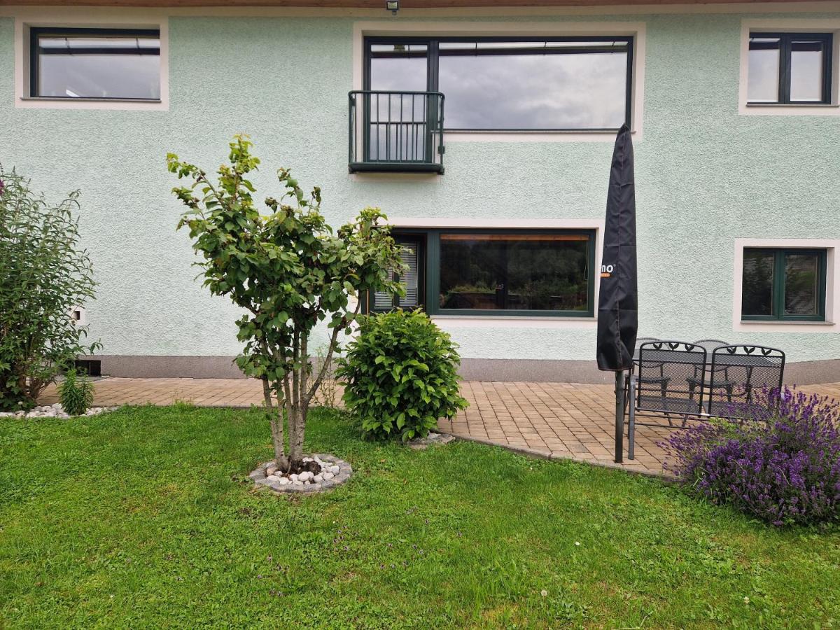 Wohnung mit Garten - Chambres d’hôtes
