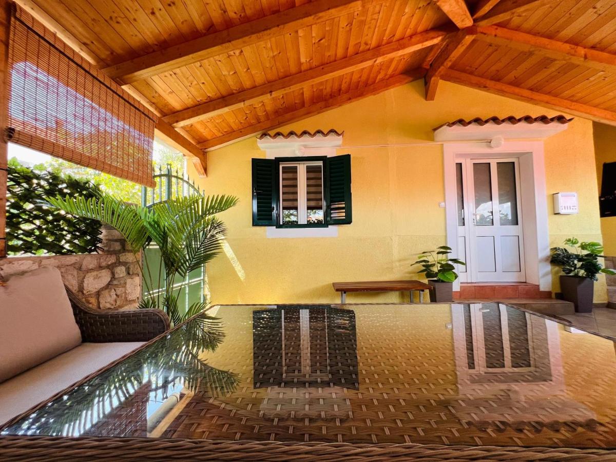 Apartman Gabriela Mali Lošinj - B&B