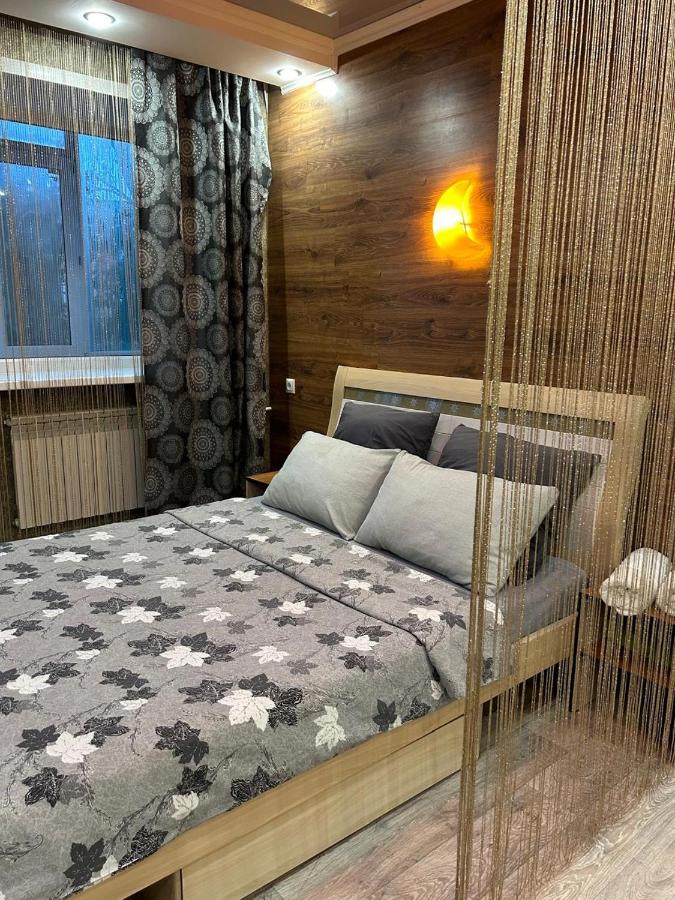 Бектурова 15 - B&B