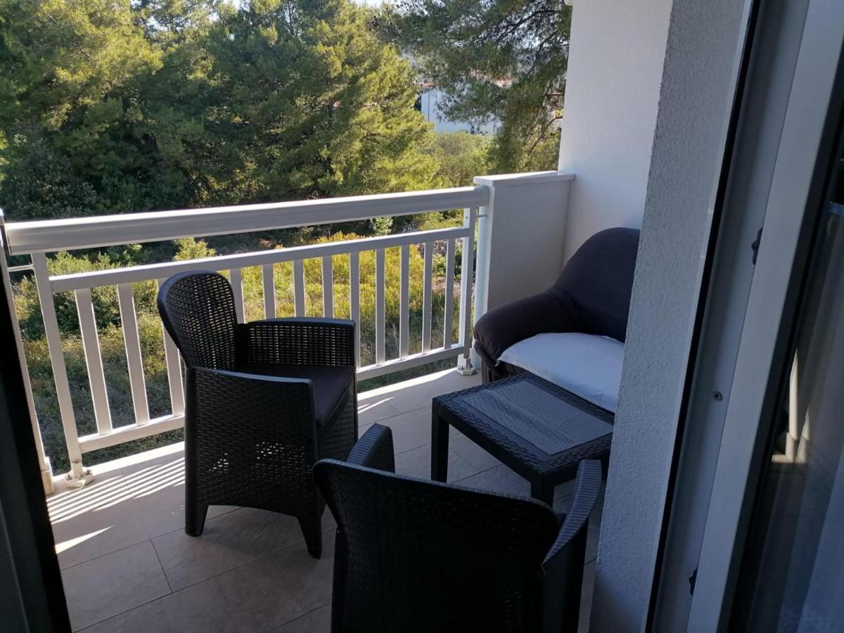 Monolocale con Balcone e Vista Mare