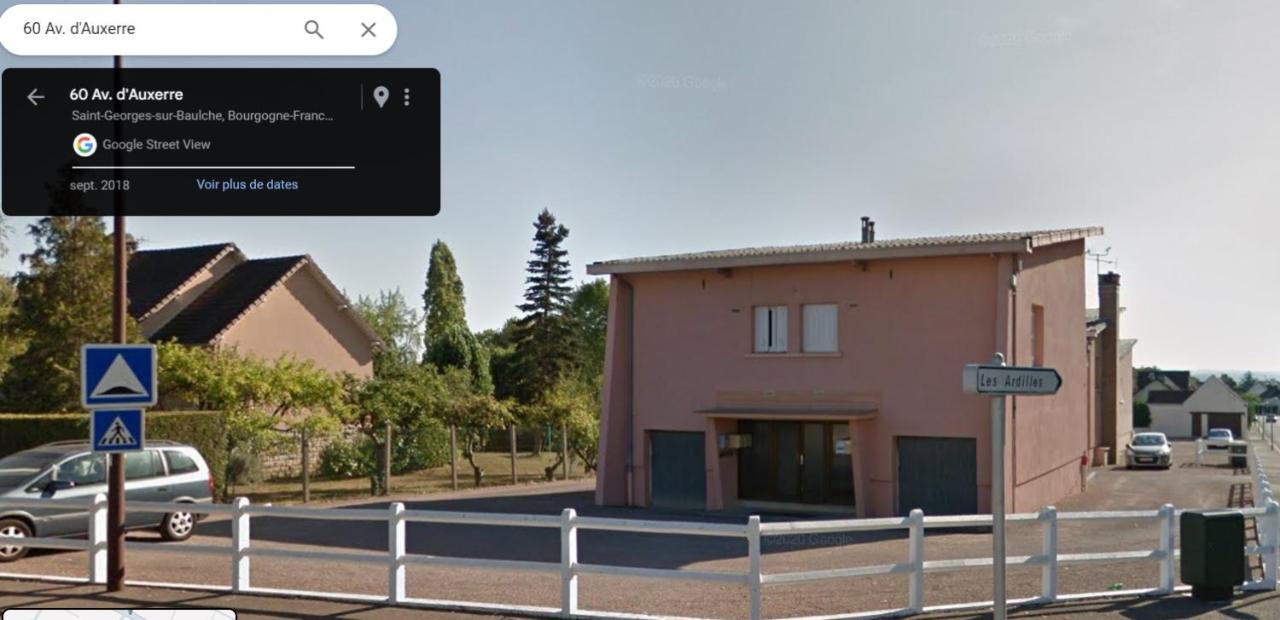 A605 Studio Auxerre avec parking - B&B